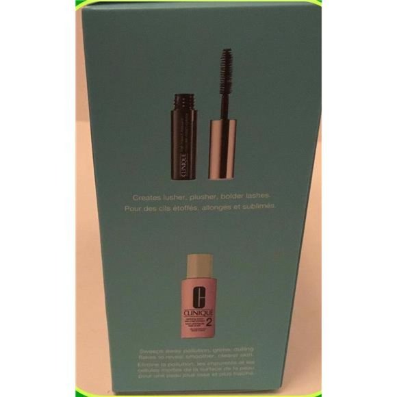 Clìnìque Clinique Classics Deluxe 4-Piece Makeup Kit - Picture 3 of 6